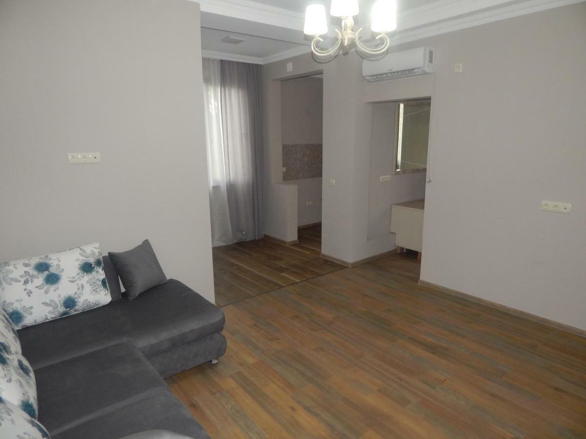 My House Hotel Batumi Exterior photo