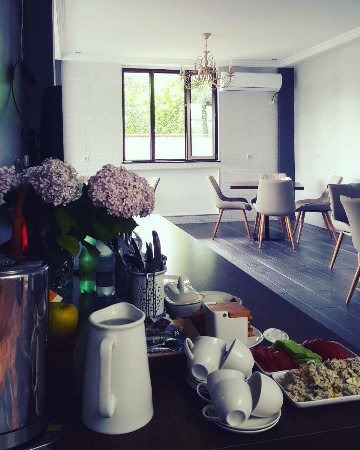 My House Hotel Batumi Exterior photo